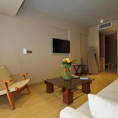 Hotel Ionian Crown In Barbati